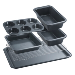 BLACK+DECKER BDK401B 6-Piece Carbon Steel Bakeware Set with Ceramic Nonstick Coating, BDK401B
