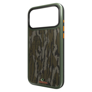 cellhelmet CF-123-MO Fortitude Series MagSafe-Compatible Case (iPhone 17 Pro Max; Mossy Oak Bottomland)